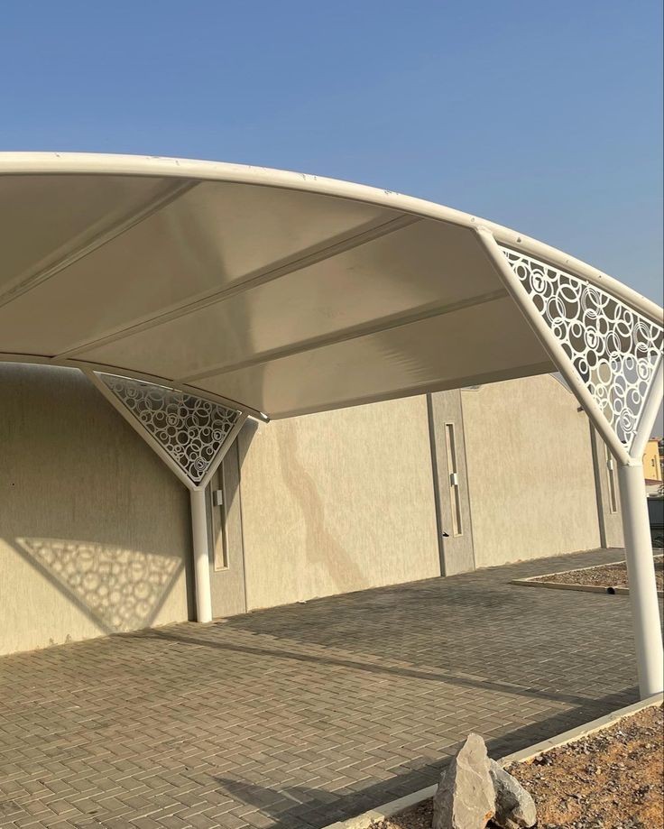 رقم حداد مظلات الجهراء -حداد الجهراء -تركيب مظلات الجهراء 98943998 |